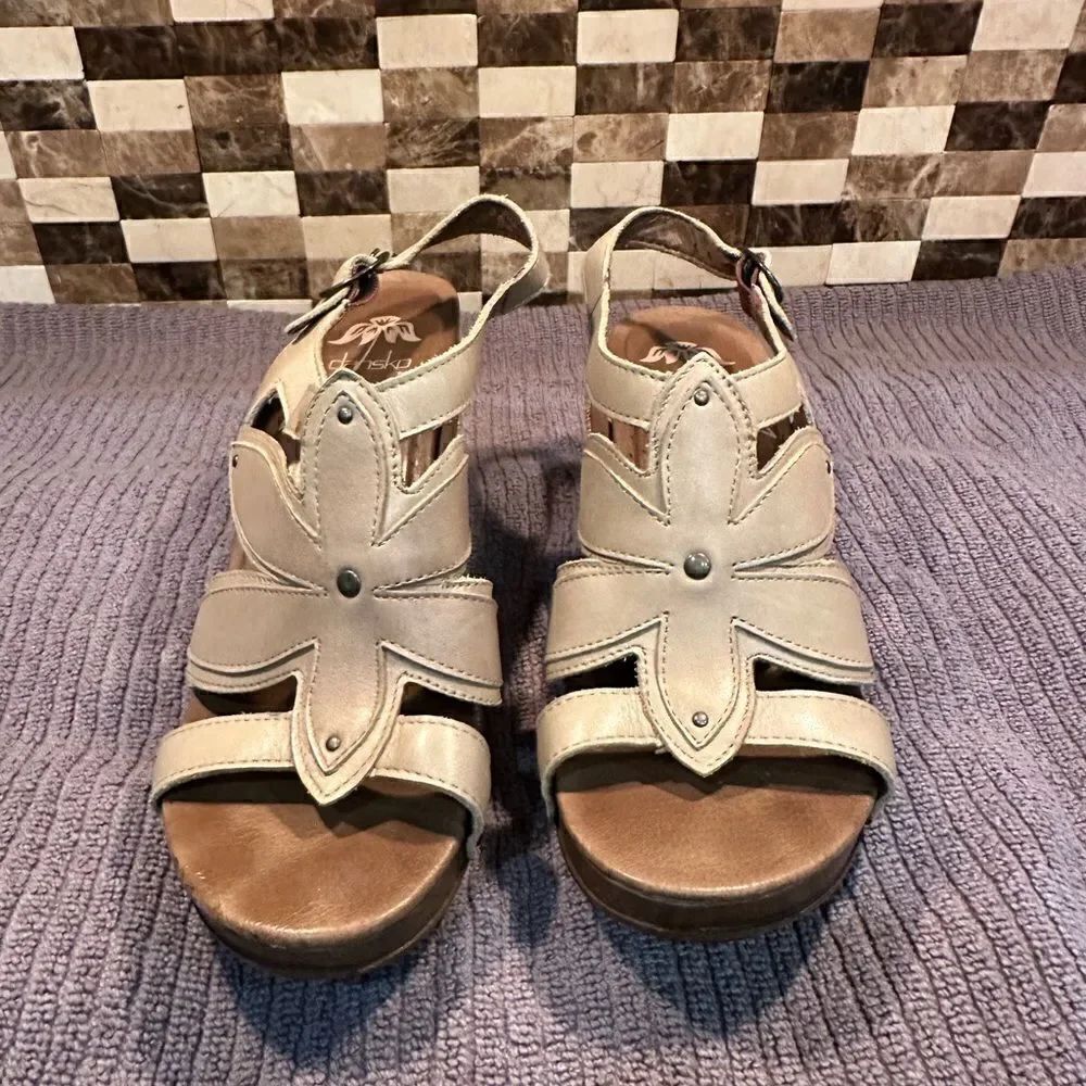 Dansko Shoes 